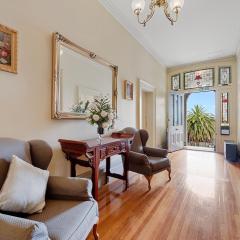 Waratah On York