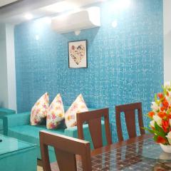 2BHK Short Stay Apartment walking Max Saket ( LIFT +Kitchen+Parking+3 nights min stay)