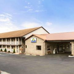 Days Inn by Wyndham Huntington