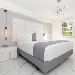 Yacht Club at Aventura Lux 2 Bed 2 Bath Brand New 2021