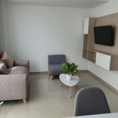 Lindo Apartamento Completo, en una muy buena zona