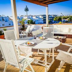 Cabanas Terraces - Pool and seaview