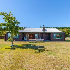 Lakeside Lodge - Tauranga Taupo Holiday Home