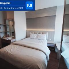 Apartemen Grand Kamala Lagoon Studio By Bonzela Property