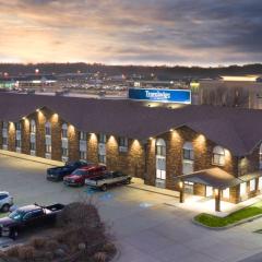 Travelodge by Wyndham Elkhart