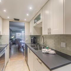 #102 Madeira Norte Condo