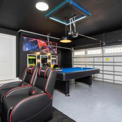 Beautiful Themed Single Home with Private Pool and Game Room EC0405