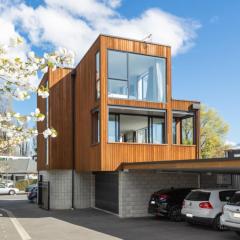 Kilmore Apartment - Christchurch Holiday Homes