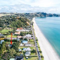 Onetangi Beach Cottage - Onetangi Bach