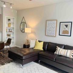 Newly Furnished 1BR Apartment w/ Hermann Park View