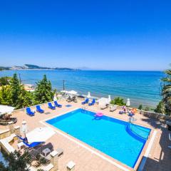 Nefeli Beach - living by the sea