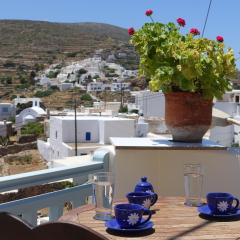 Traditional Apartment In Kastro