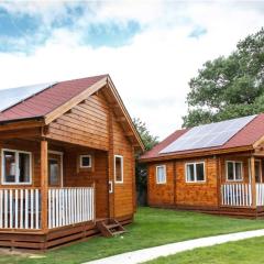 Bacchus Hotel Log Cabins