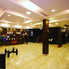 Hotel Maharaja Inn by Geetanjali Hotels