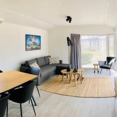 Beach Chalet Bad Hoophuizen VU43