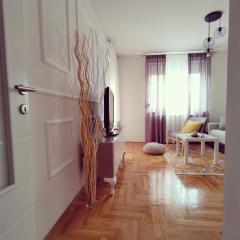 Apartman Lea
