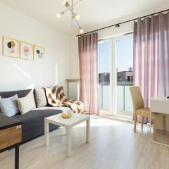 Metro Bielany Apartments by Noclegi Renters