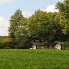 Atmospheric tent lodge with dishwasher in Twente