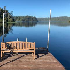 Apartment at Floras Lake Getaway