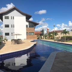 Apartamento andar superior em Gravatá com piscina e área de lazer Condomínio Jacarandá
