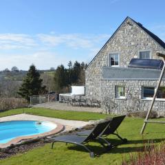 Luxurious Villa in Stavelot with Sauna and Pool