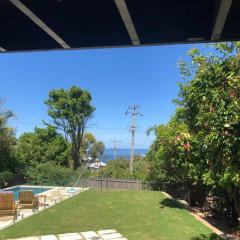 The Belle of Killcare- Private Luxury with Sea views - we are not the resort which is across the road