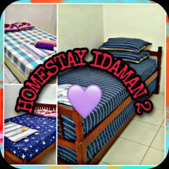 Homestay Idaman 2 With 3 rooms and 2 bathroom Private House Not Sharing with private parking