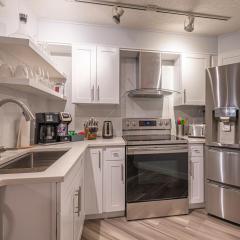 Luxurious One Bedroom Suite for a Larger Family 162