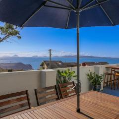 The Point 10, 5-7 Mitchell St - stunning water views
