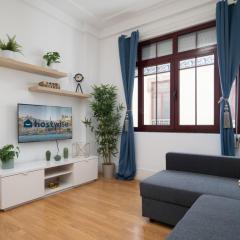 Spacious Comfortable Apartment - Balcony