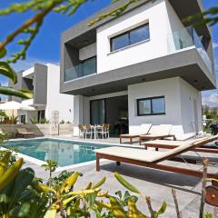 Villa Yria