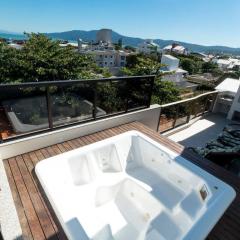 Cobertura Duplex com jacuzzi aquecida