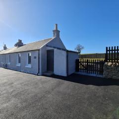 Bruxie Holiday Cottages - Honeysuckle Cottage