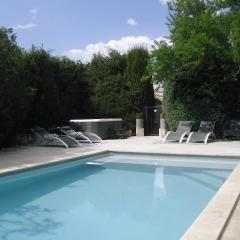 Gîte de charme piscine et SPA en Provence