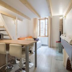 Le Semnoz - studio with mezzanine in the heart of the old town