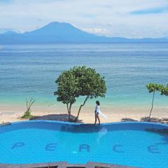 Blue Harbor Beachfront Villas & Resto