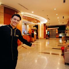 Greenhills Elan Hotel Modern