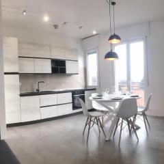 CaseOspitali - Casa Lumiere, bilocale panoramico e luminoso - piano 3 NO ascensore