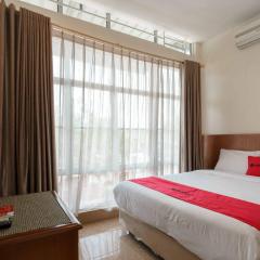 RedDoorz near Plaza Botania 1 Batam