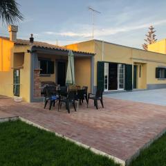 Three Bedroom Villa with pool near Olhao