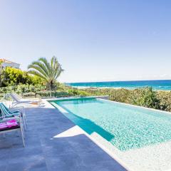 Castaways Beach Escape