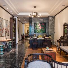 Amanaki Saigon Boutique Hotel