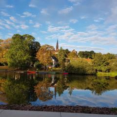 Tipp - Halle idyllisch am Fluss