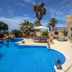 Bebbuxa Holiday Home