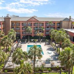 Beachfront Palms Hotel Galveston