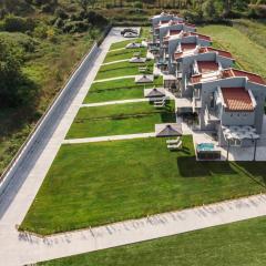 V Luxury Apartments Posidi