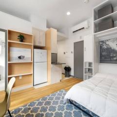 Simple Furnished Studio in The Heart of Boston