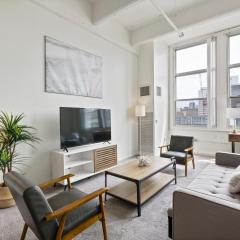 Loft640 in Center City w Parking, Pool, Gym