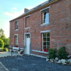 Maison de campagne avec superbe vue panoramique!