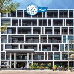 Blu Monkey Hub and Hotel Phuket - SHA Extra Plus